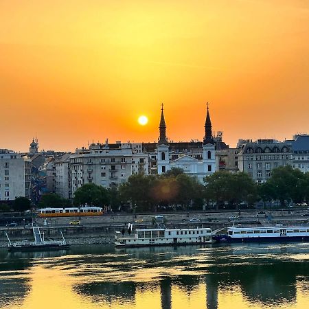 Luxury Residence With A Beautiful View For The Danube River Будапешт Экстерьер фото